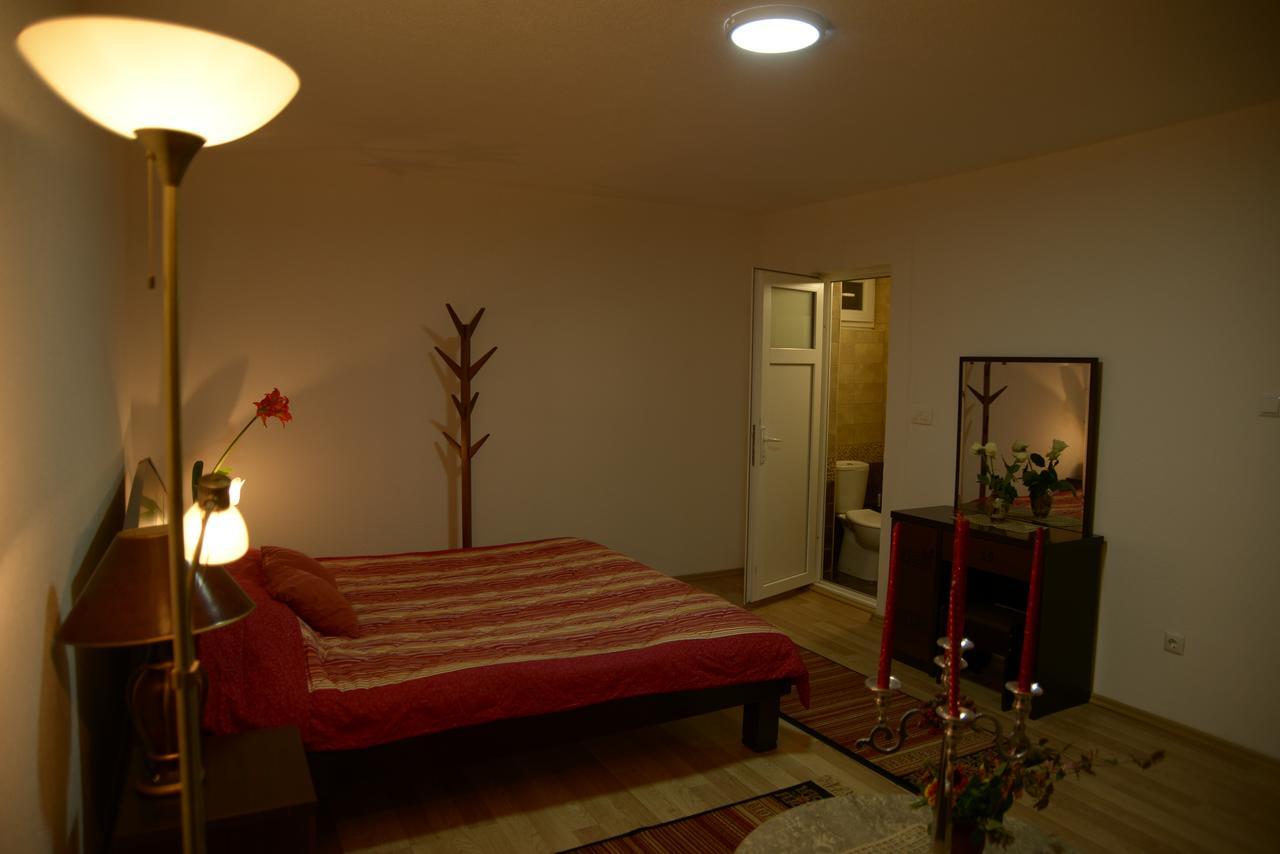 Hostel Tuba Prishtinë Luaran gambar
