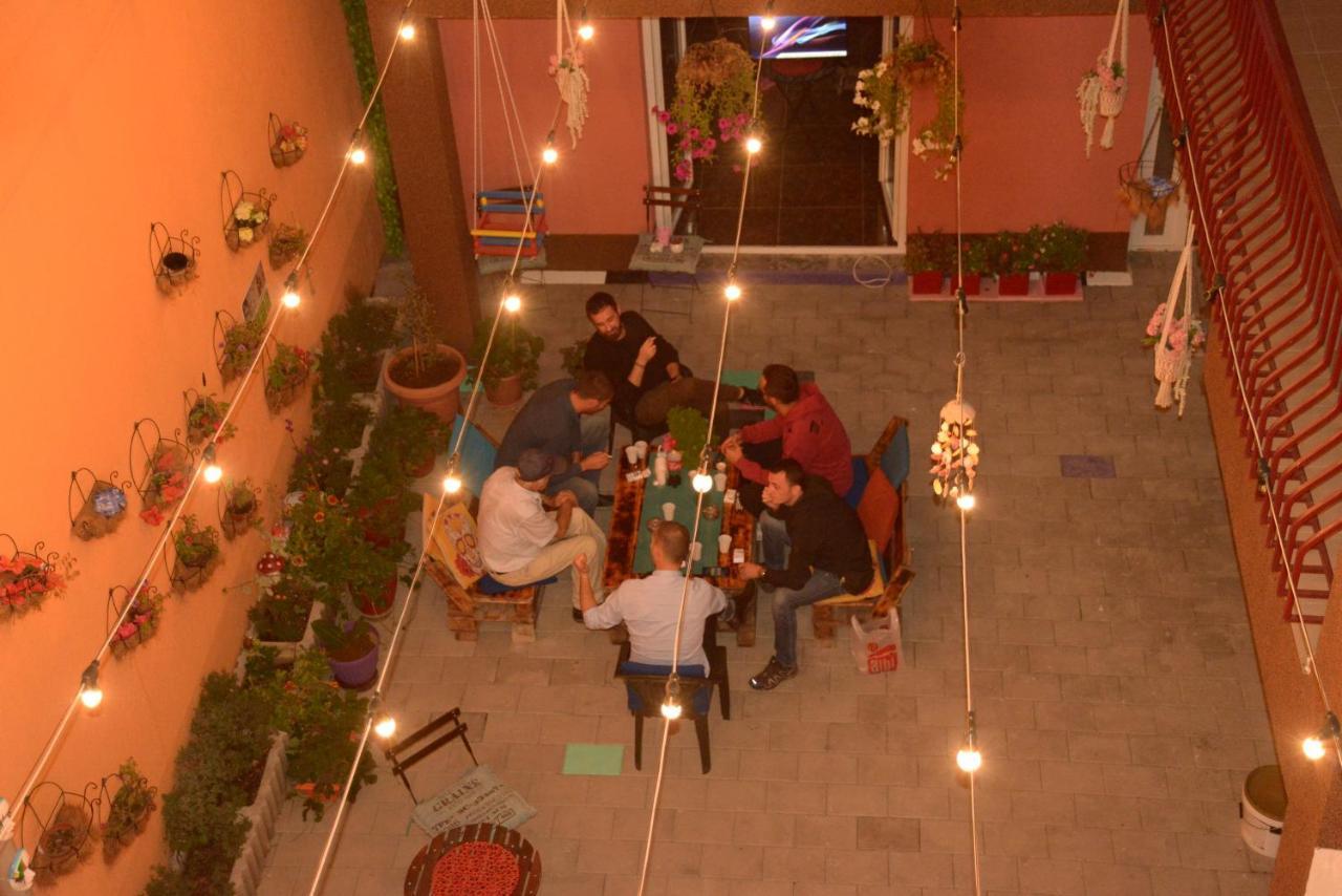 Hostel Tuba Prishtinë Luaran gambar