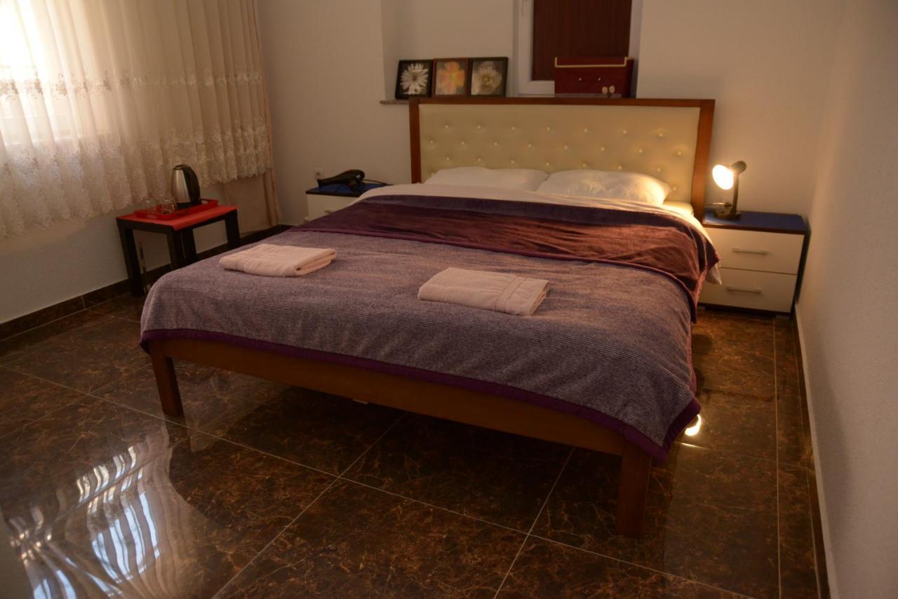 Hostel Tuba Prishtinë Luaran gambar