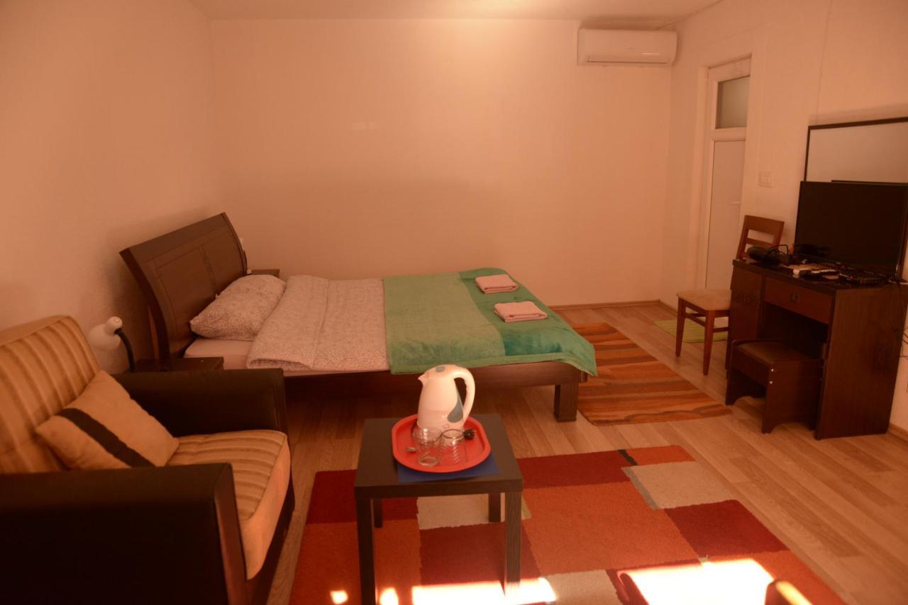 Hostel Tuba Prishtinë Luaran gambar